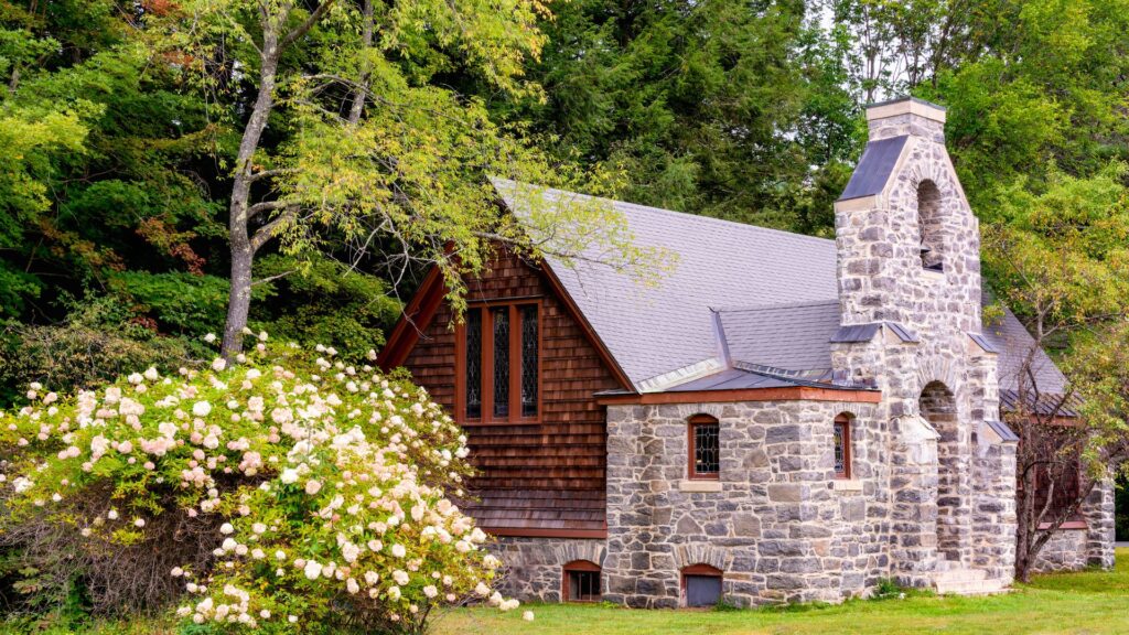 preserved-smith-chapel-rowe